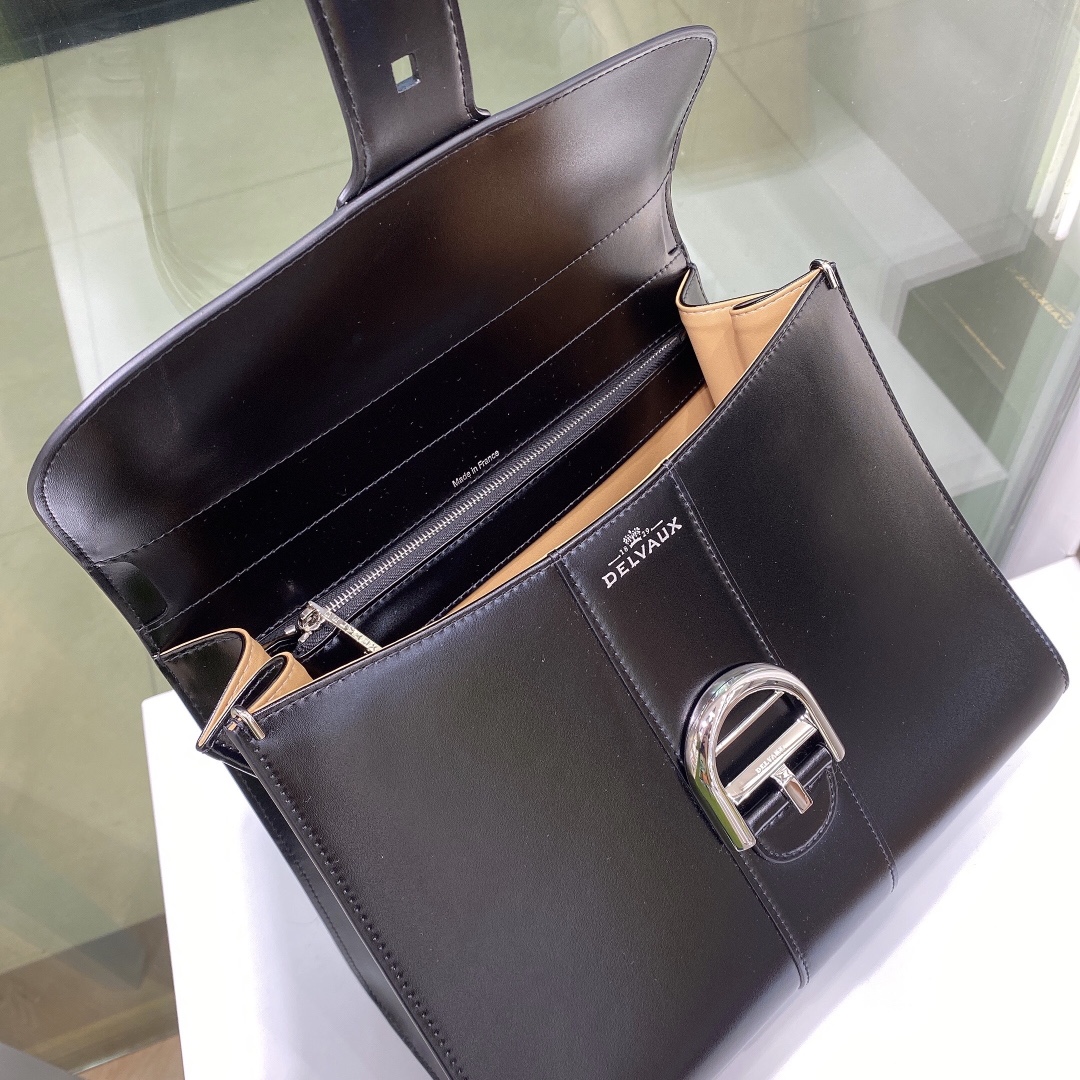 델보 브리앙 MM 박스백 미듐